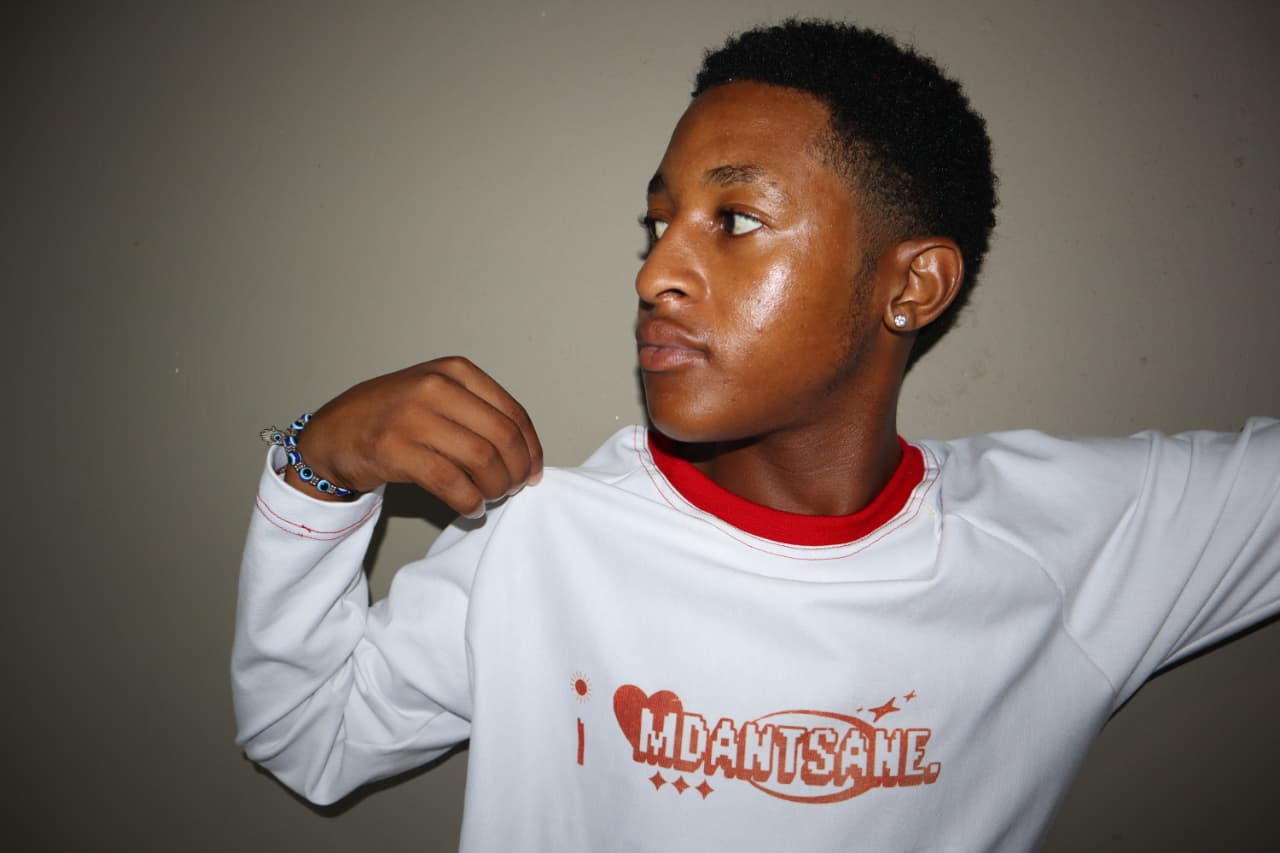 HBP V DAY LTD EDITION LONG SLEEVE T-SHIRT